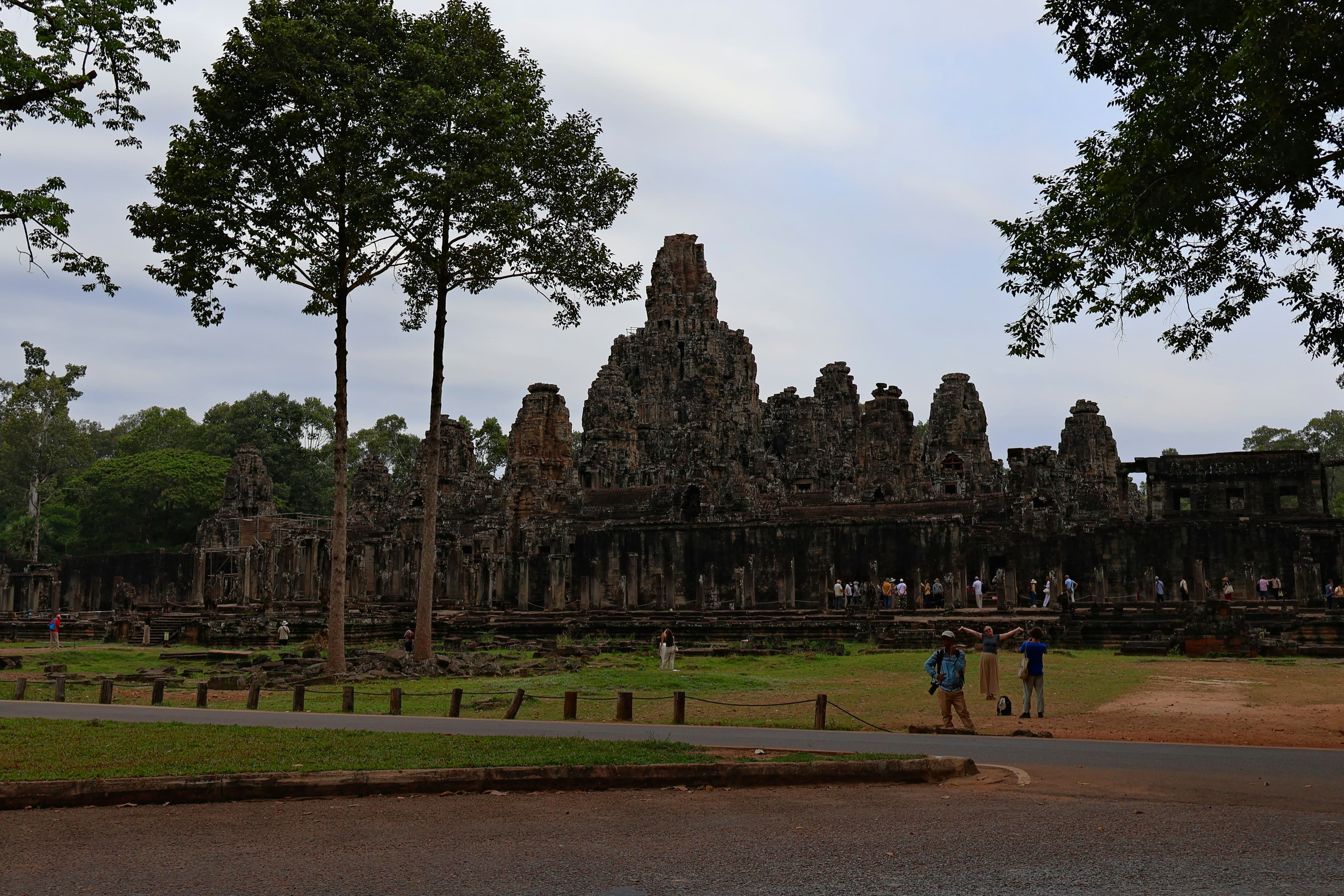 angkor-wat-sunrise-tour